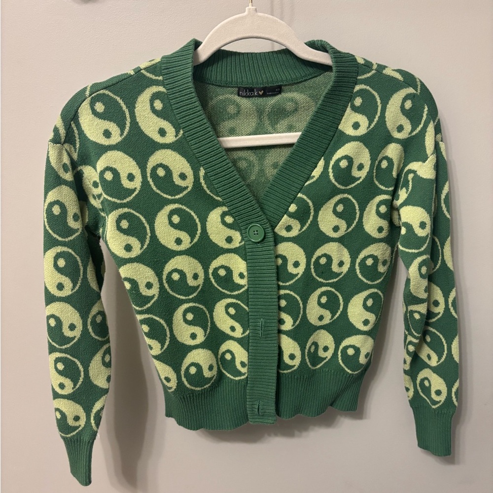 Emerald Green Cropped Cardigan with Yin-Yang Design